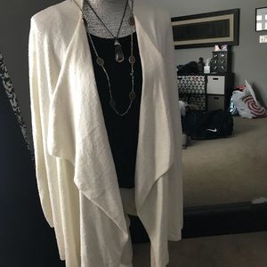 Beautiful winter white soft long cardigan NWT